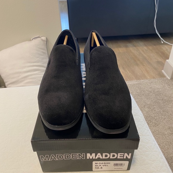 Men’s Black Loafers